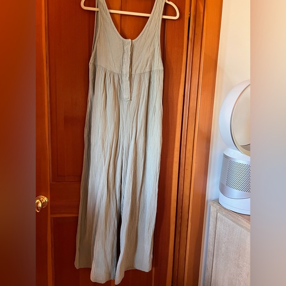 neve and hawk Pants - Wide-Leg linen Jumpsuit